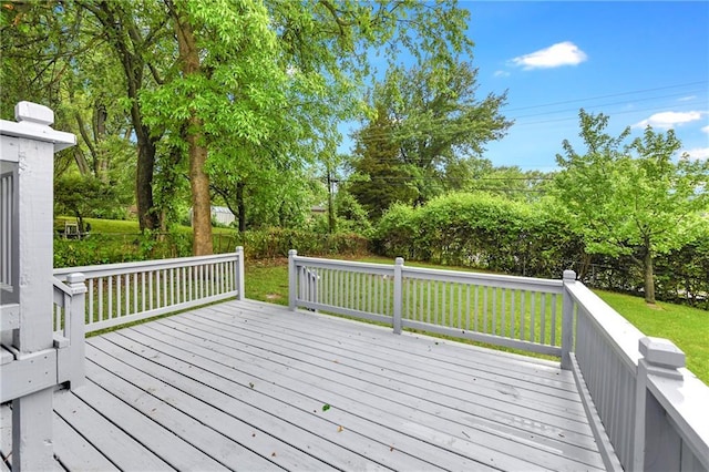 818 N Wigwam Trl, Independence, MO 64056 - wooden terrace featuring view of wooded area