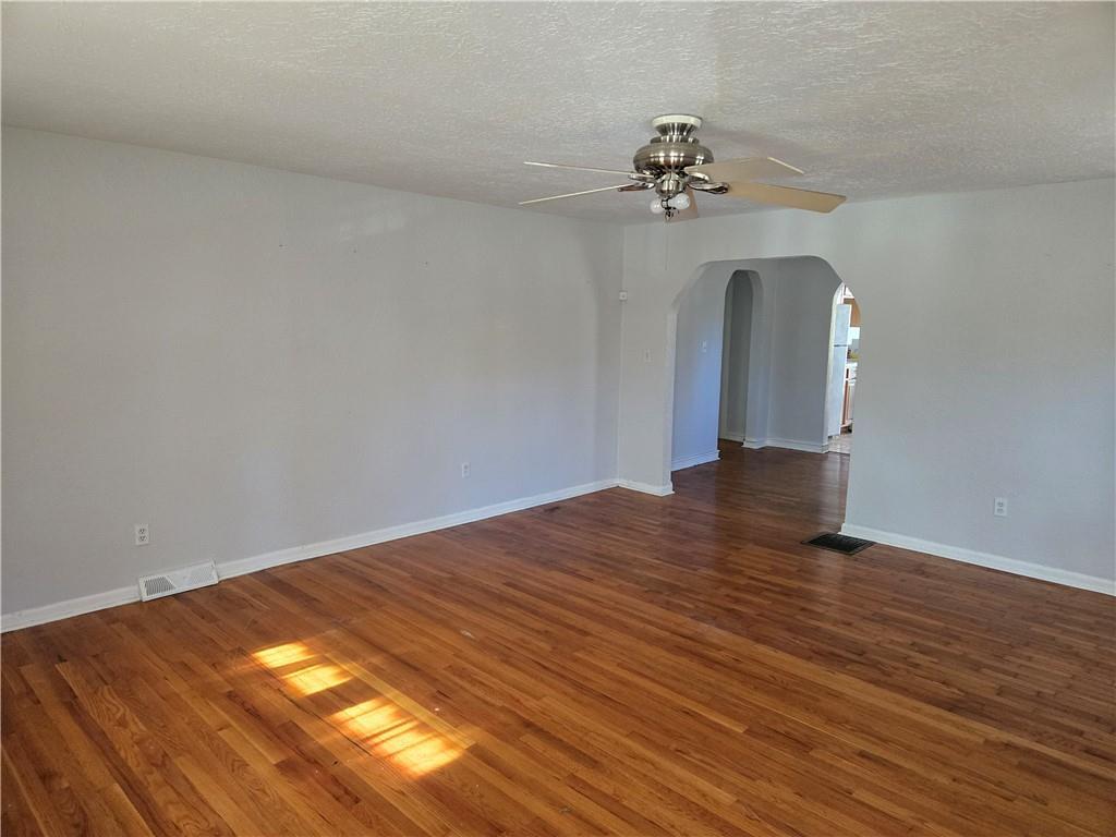 5420 NE 49th St, Kansas City, MO 64119 - photo 3