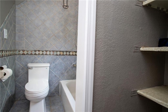 19707 E 14th St, Independence, MO 64056 - full bathroom featuring a bath and tile patterned flooring