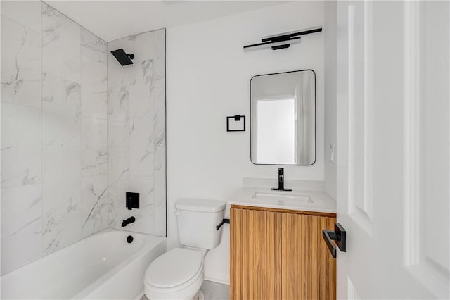 7909 Arnote Rd, Pleasant Valley, MO 64068 - full bathroom with vanity and bathing tub / shower combination