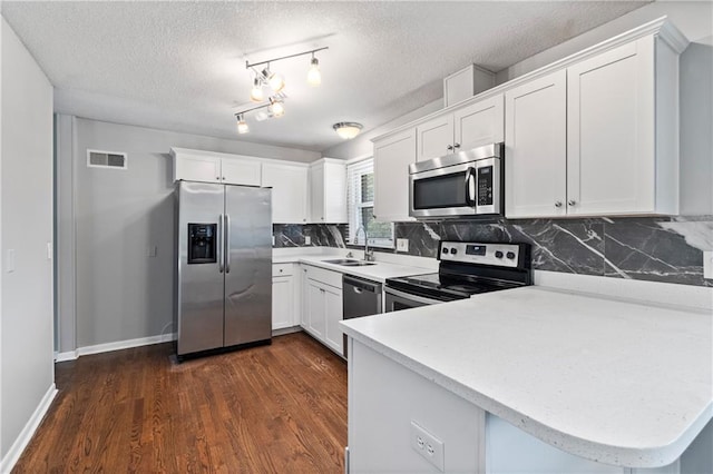 6511 Valley View St, Kansas City, MO 64152 - photo 10