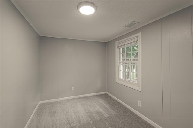 8167 NE 50th St, Kansas City, MO 64119 - carpeted spare room featuring baseboards