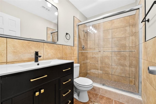 2623 W 131st St, Olathe, KS 66061 - full bath with tile walls, vanity, and a shower stall