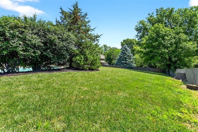 2623 W 131st St, Olathe, KS 66061 - view of yard