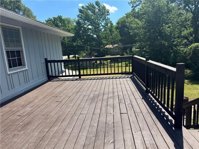 10501 Oakland Ave, Kansas City, MO 64134 - photo 3