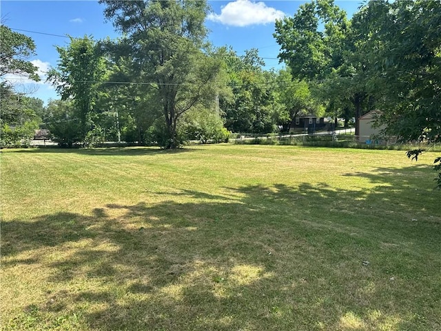 10501 Oakland Ave, Kansas City, MO 64134 - photo 5