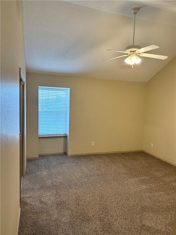 723 SE 14th St, Lees Summit, MO 64081 - photo 11