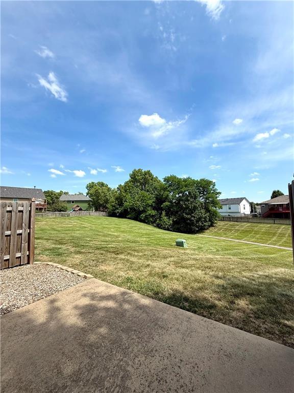 723 SE 14th St, Lees Summit, MO 64081 - photo 22