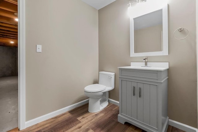 701 Tomahawk Ct, Smithville, MO 64089 - half bathroom featuring wood finished floors and vanity