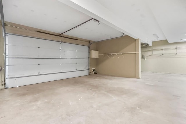 701 Tomahawk Ct, Smithville, MO 64089 - garage with a garage door opener