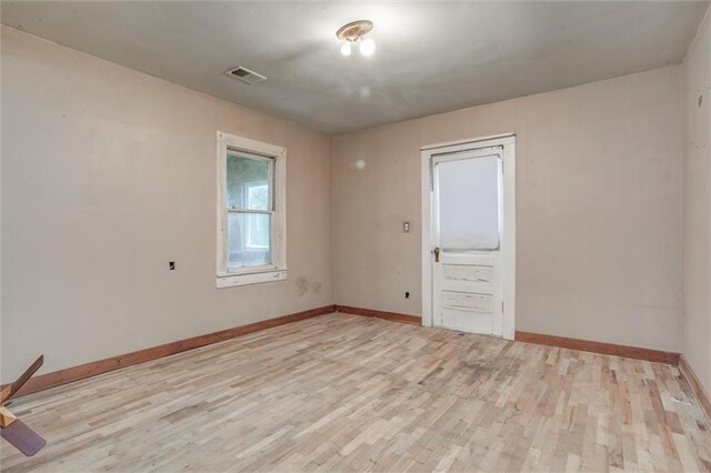 9605 Baker Rd, Kansas City, MO 64153 - photo 18