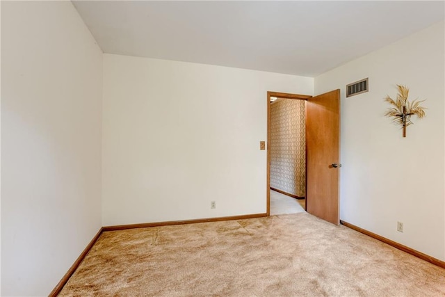 8715 Mackey St, Overland Park, KS 66212 - photo 24