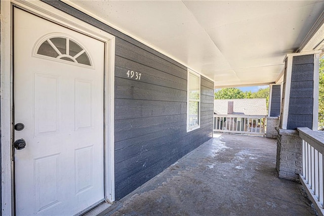 4937 Highland Ave, Kansas City, MO 64110 - entrance to property