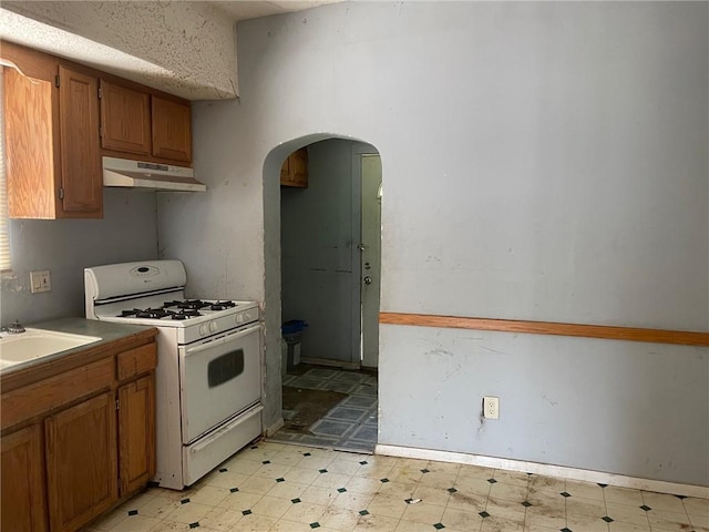 834 S 18th St, Saint Joseph, MO 64507 - photo 8