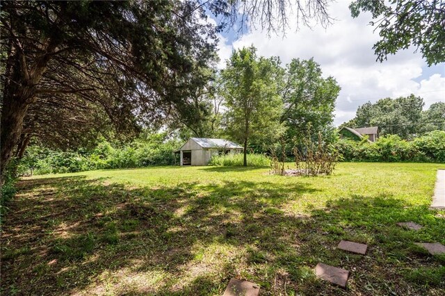 1211 N 1800th Rd, Lawrence, KS 66049 - photo 38