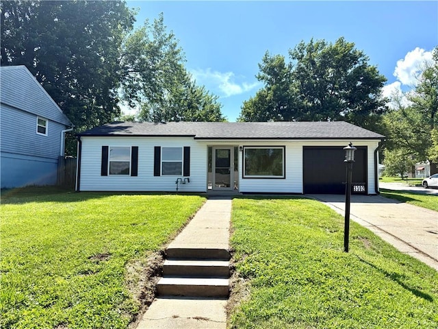 3302 Sioux Ln, Saint Joseph, MO 64503 - photo 1