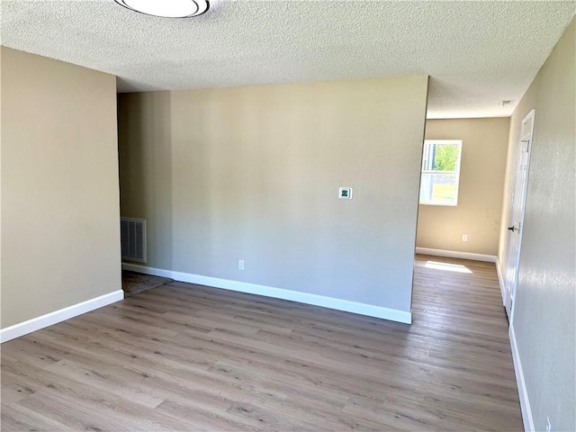 3302 Sioux Ln, Saint Joseph, MO 64503 - photo 4