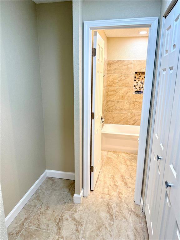 3302 Sioux Ln, Saint Joseph, MO 64503 - photo 18