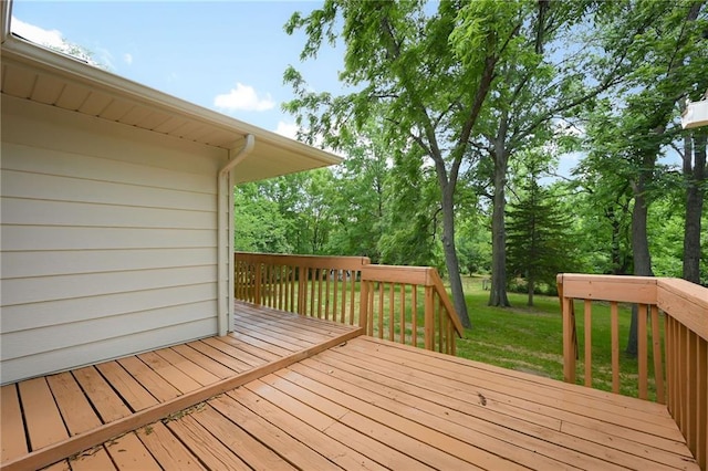2415 E 126th St, Kansas City, MO 64146 - deck featuring a lawn