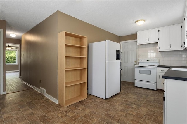 6114 N Main St, Gladstone, MO 64118 - photo 15
