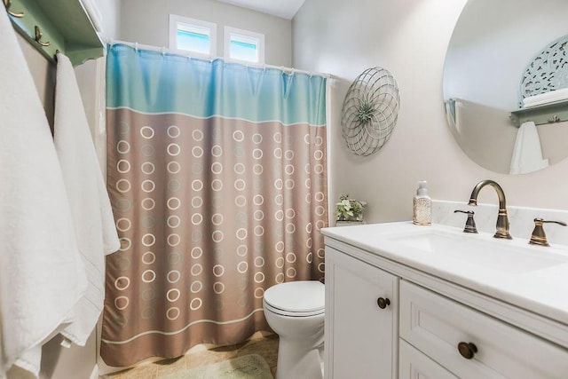 1912 Sequoia Dr, Raymore, MO 64083 - bathroom with vanity and curtained shower