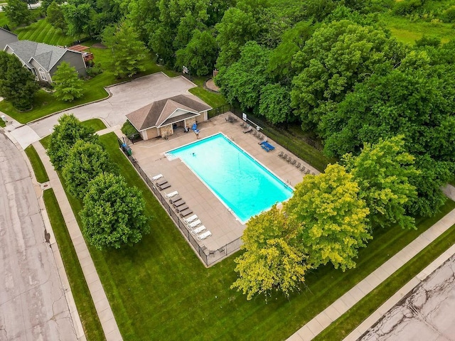 1912 Sequoia Dr, Raymore, MO 64083 - bird's eye view of a pool