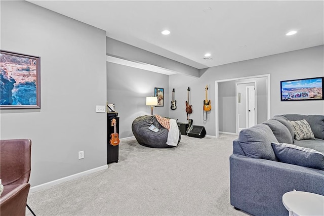 513 NE Wenonga Pl, Lees Summit, MO 64064 - carpeted living room with recessed lighting