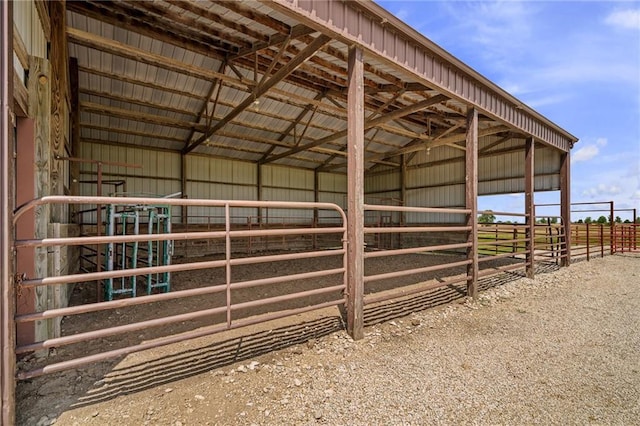 1001 E Park Rd, Garnett, KS 66032 - view of stable