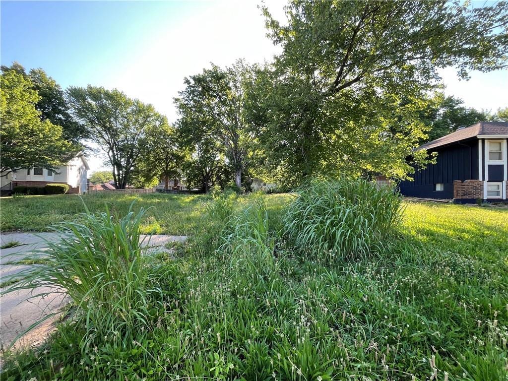 7411 Englewood Ln, Raytown, MO 64133 - photo 4