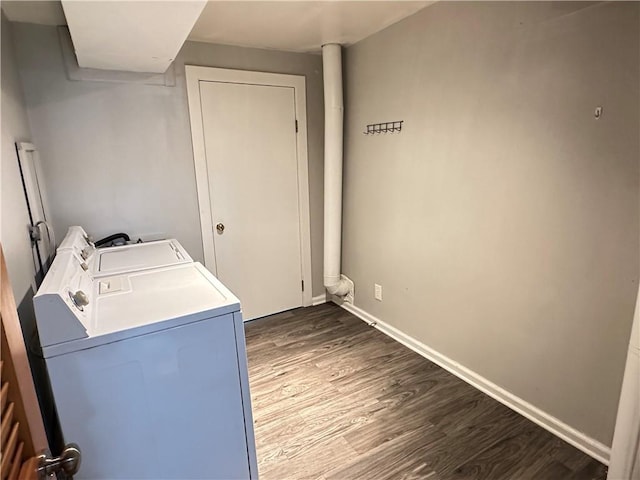 131 E Warren St, Gardner, KS 66030 - laundry room with independent washer and dryer and wood finished floors