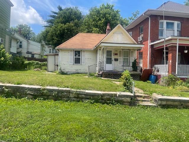 206 N 16th St, Saint Joseph, MO 64501 - photo 2
