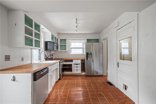 4603 Bell St, Kansas City, MO 64112 - photo 11