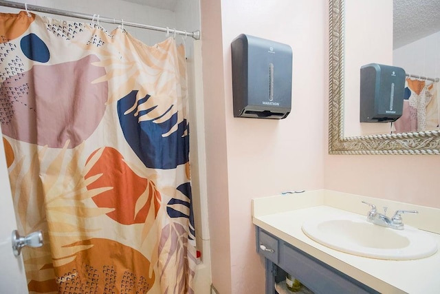 7921 Yecker St, Kansas City, KS 66102 - full bathroom with vanity and curtained shower