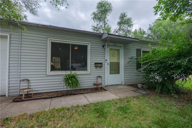 1736 Brook St, Lawrence, KS 66044 - view of front of property