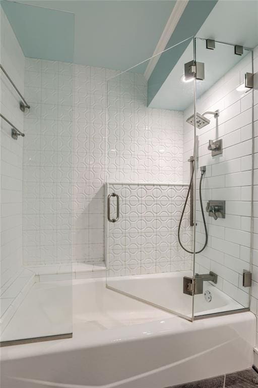 2510 Grand Blvd Unit 2502-03, Kansas City, MO 64108 - full bath featuring enclosed tub / shower combo