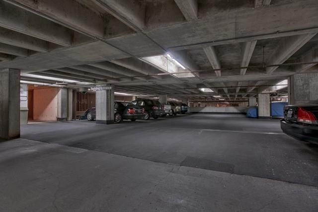 2510 Grand Blvd Unit 2502-03, Kansas City, MO 64108 - view of parking garage