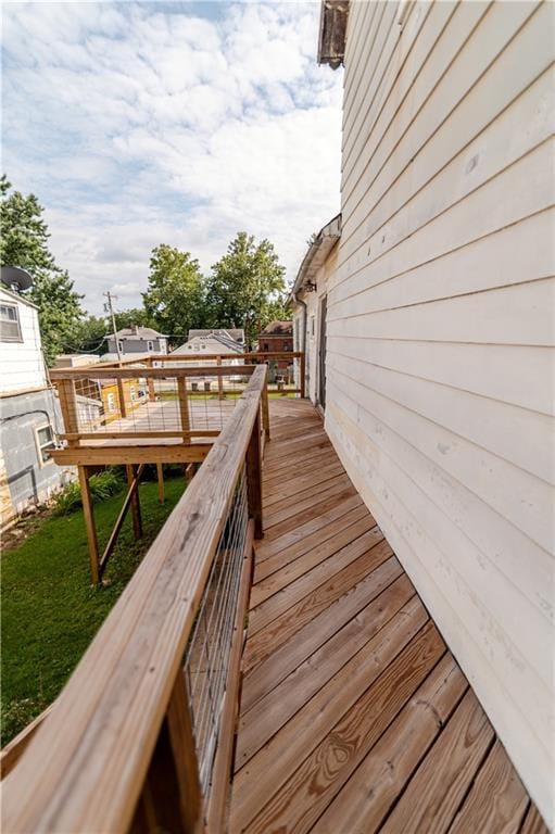 1134 Atchison St, Atchison, KS 66002 - view of deck