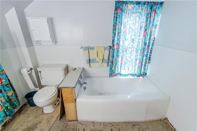 1134 Atchison St, Atchison, KS 66002 - full bath featuring a tub and tile patterned floors