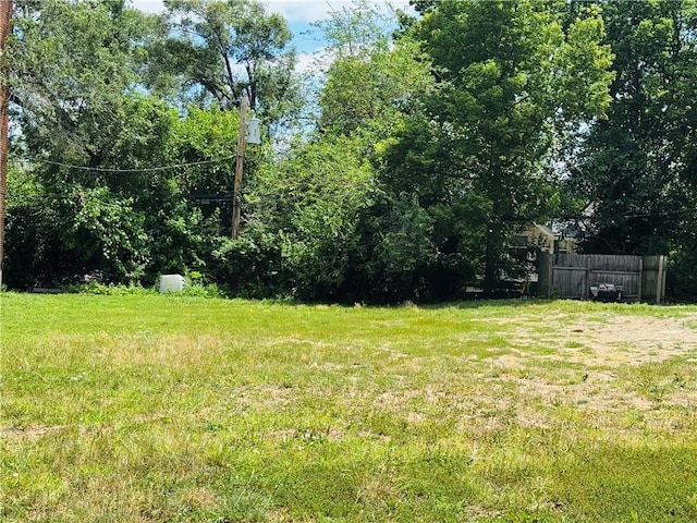 127 N Lawn Ave, Kansas City, MO 64123
