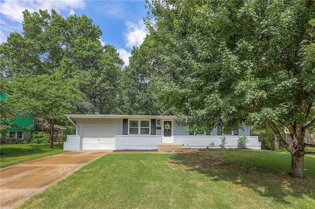 812 N Cheyenne Dr, Independence, MO 64056 - photo 1