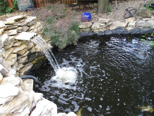 8265 Gleason Rd, Lenexa, KS 66227 - exterior view of a small pond