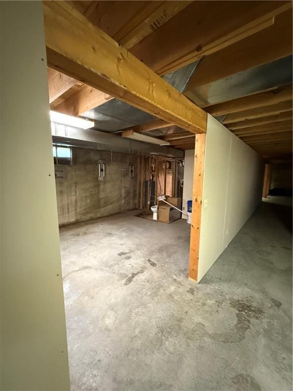 1011 N Arrowhead Dr, Burlington, KS 66839 - view of unfinished below grade area