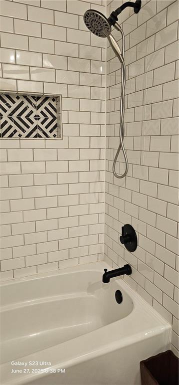 4501 E 105th St, Kansas City, MO 64137 - full bathroom with shower / bathtub combination