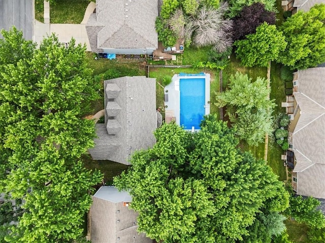 13942 W 113th St, Olathe, KS 66215 - drone / aerial view of a pool