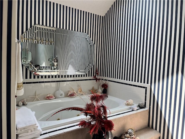 505 Williamsburg Dr, Lees Summit, MO 64063 - full bath with wallpapered walls and a jetted tub