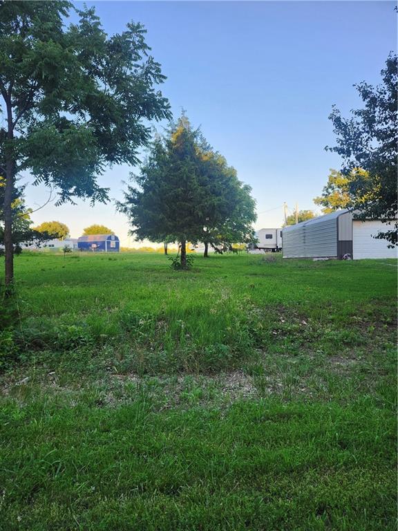 82 Highland Cir, Linn Valley, KS 66040