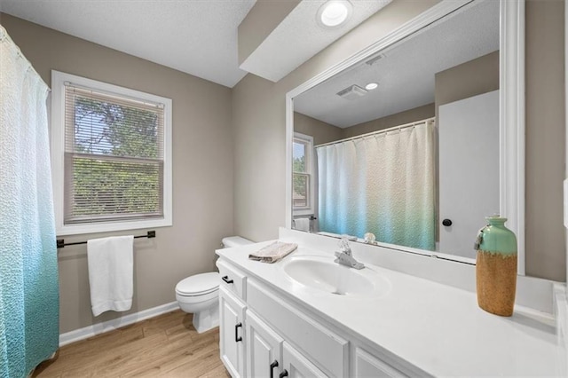 14522 W 61st St, Shawnee, KS 66216 - full bath with wood finished floors and vanity