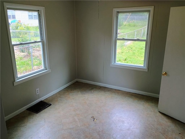 3826 Victory Dr, Kansas City, KS 66102 - photo 6