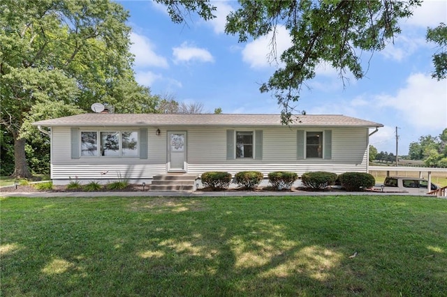 20212 S Carriage Ln, Peculiar, MO 64078 - view of front of property with a front yard