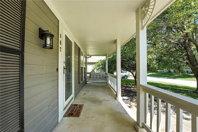 802 S Morgan Dr, Peculiar, MO 64078 - view of porch